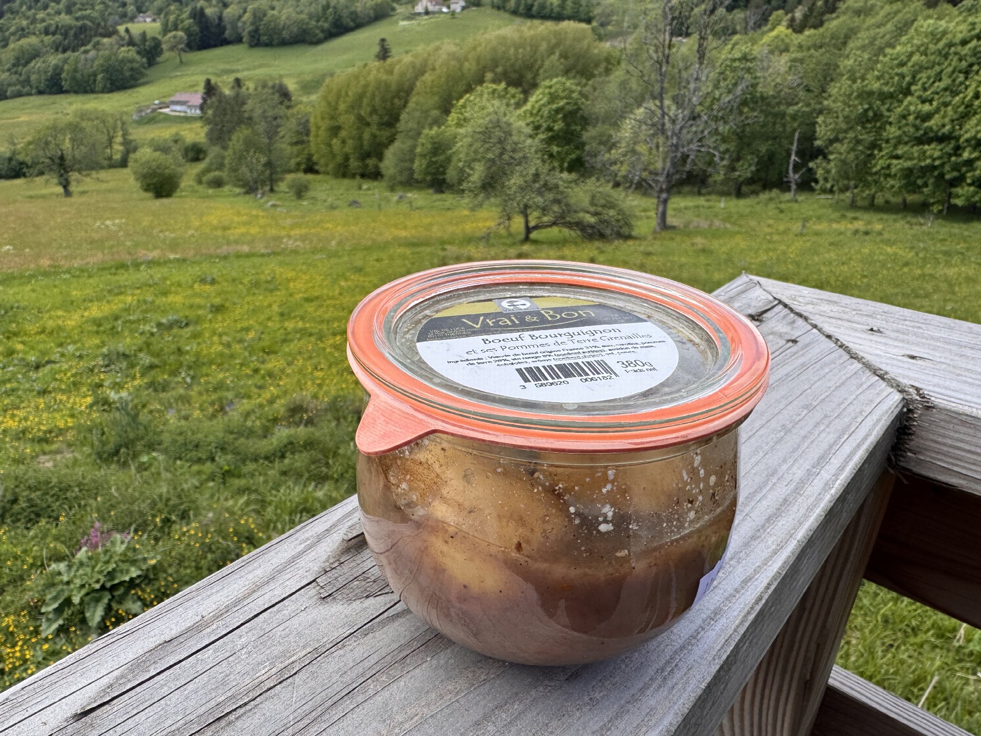 Boeuf bourguignon et ses pommes de terre grenailles